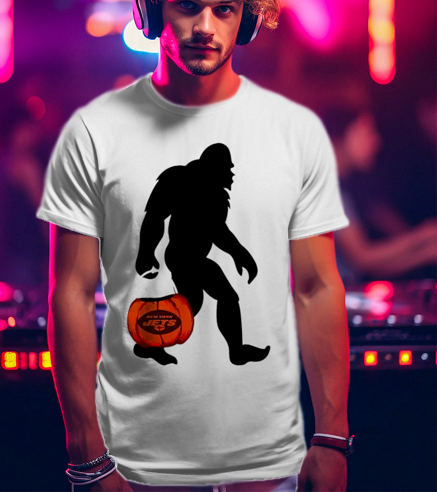 New York Jets Bigfoot Halloween Pumpkin T-Shirt