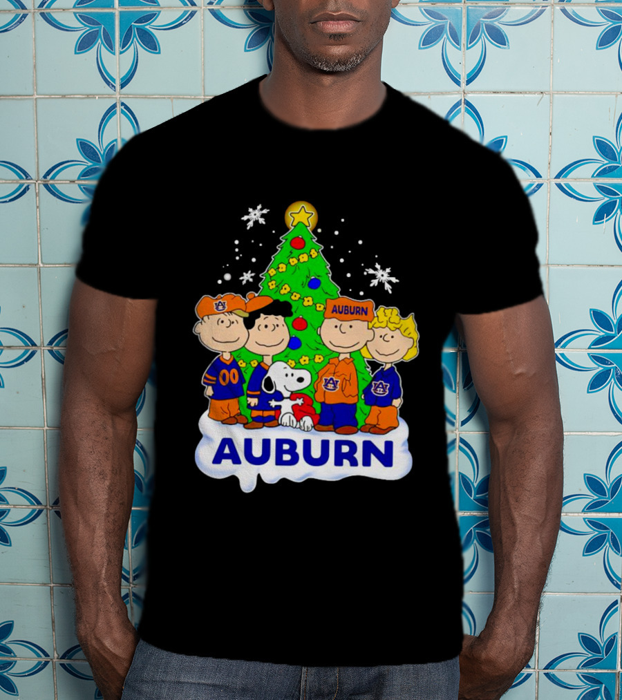 Auburn Tigers Peanuts Characters Christmas Tree Snoopy Charlie Brown Woodstock T-Shirt