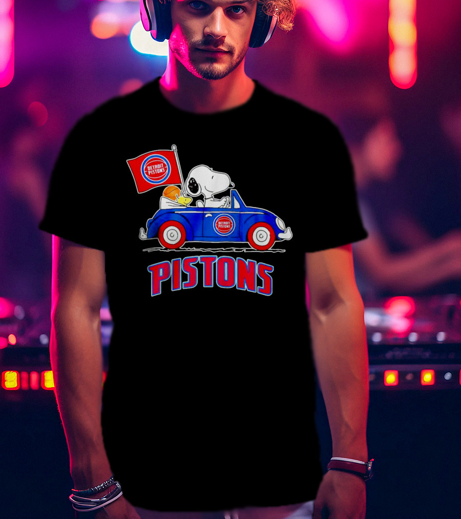 Detroit Pistons Basketball Snoopy Driving Car With Flag T-Shirt
