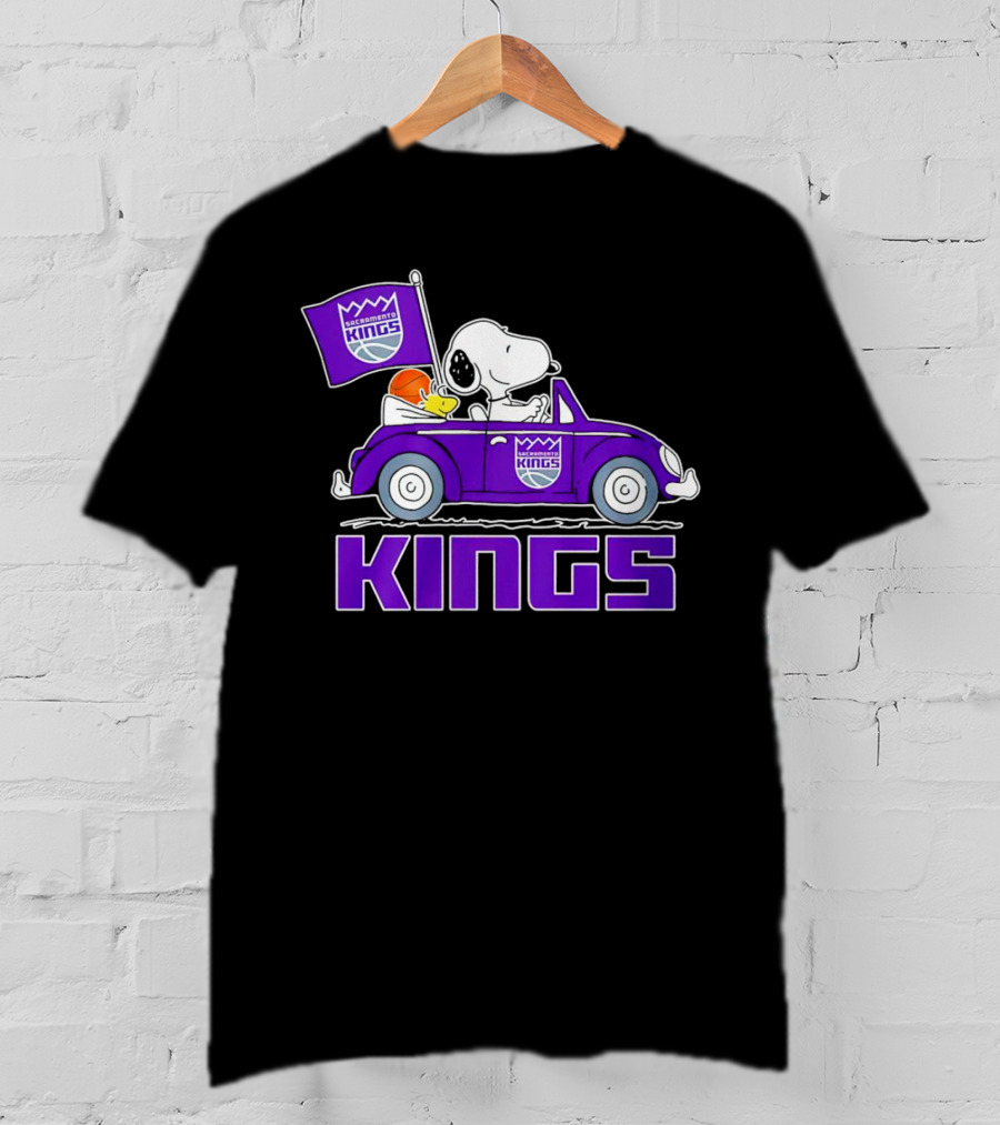 Sacramento Kings Snoopy Dog Driving Car With Flag And Basketball T-Shirt