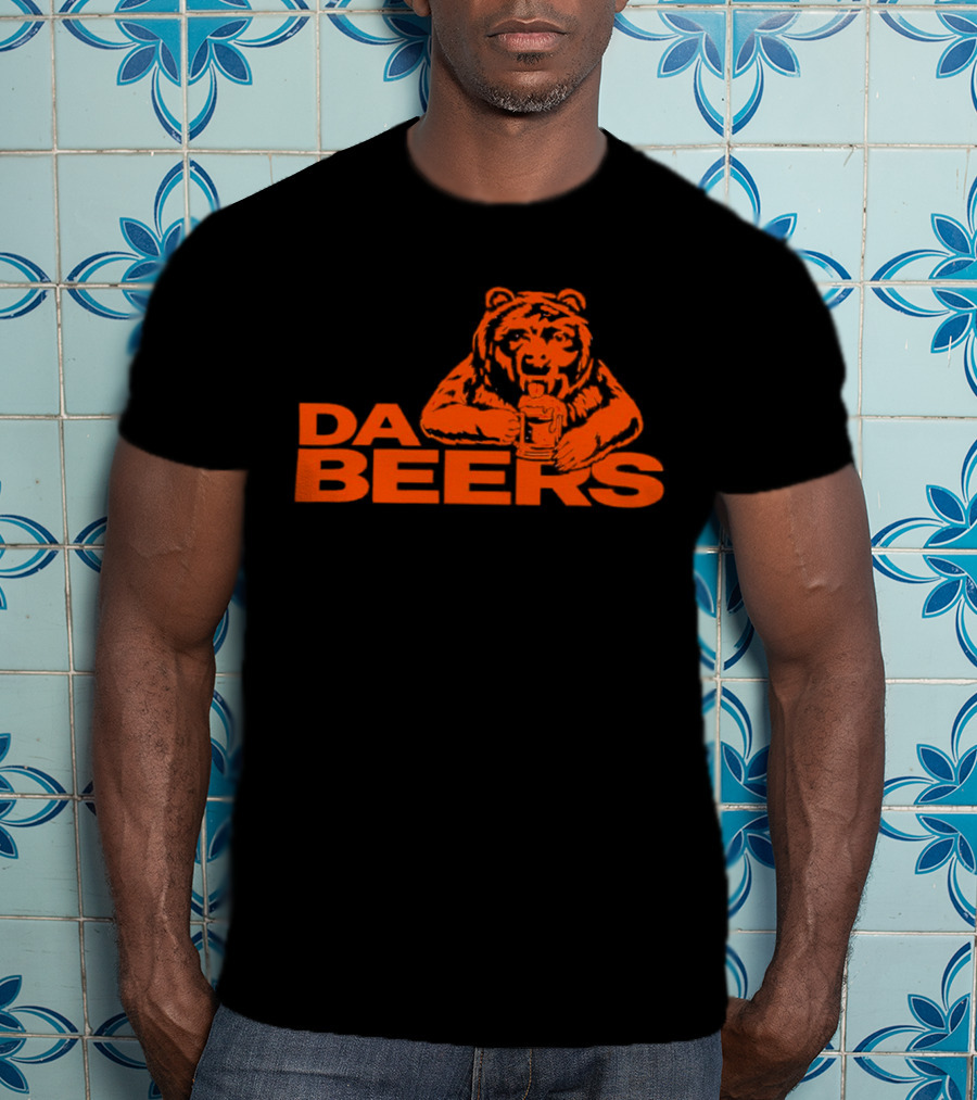 Da Beers Chicago Bears Football Beer Drinking Bear T-Shirt