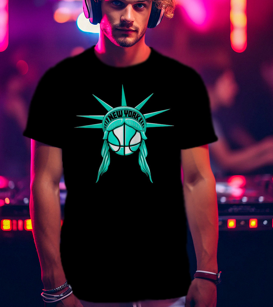 New York Liberty Basketball Lady Liberty T-Shirt