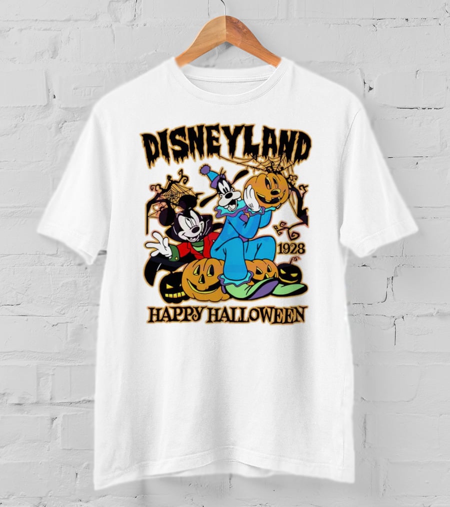 Disneyland Happy Halloween 1928 Mickey Goofy Pumpkins T-Shirt
