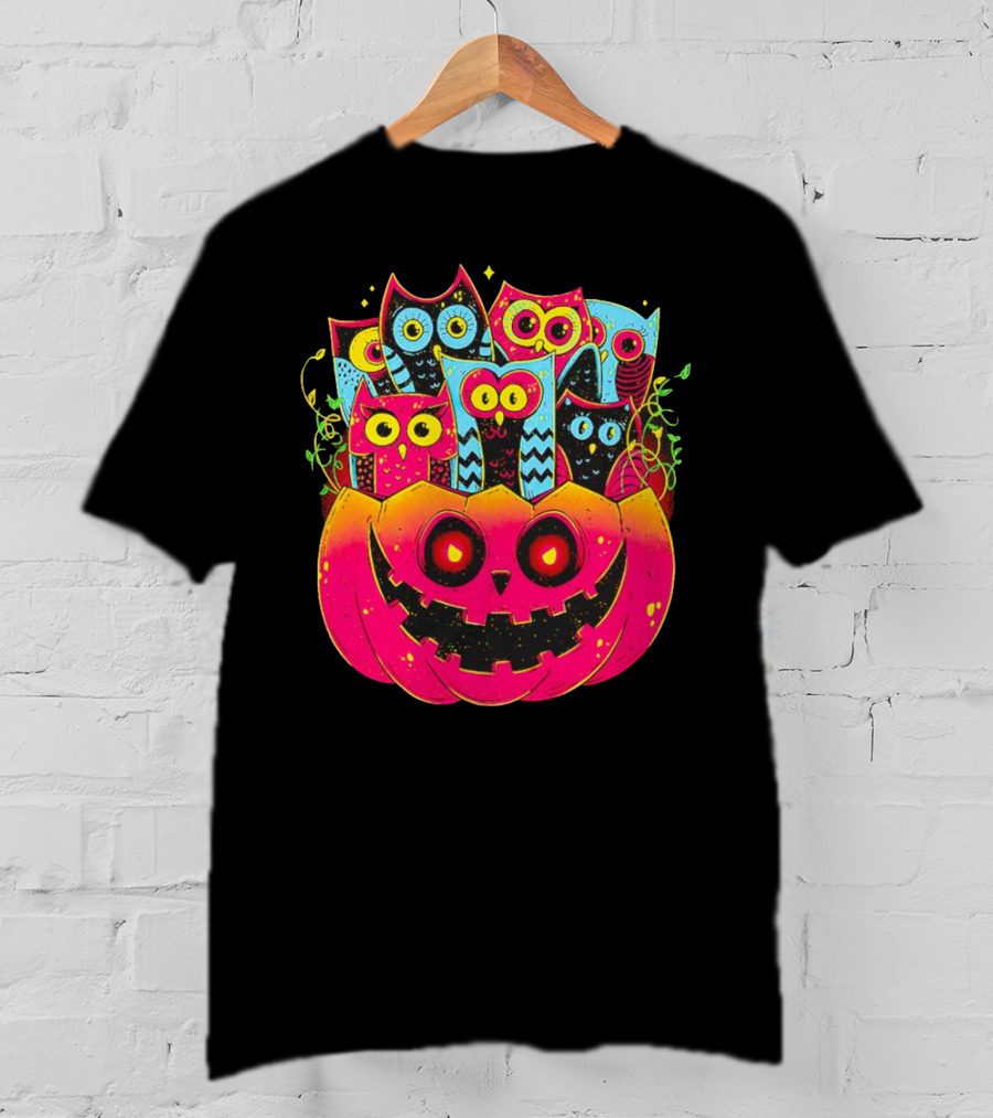 Neon Owls In Jack-o'-Lantern Halloween Party T-Shirt