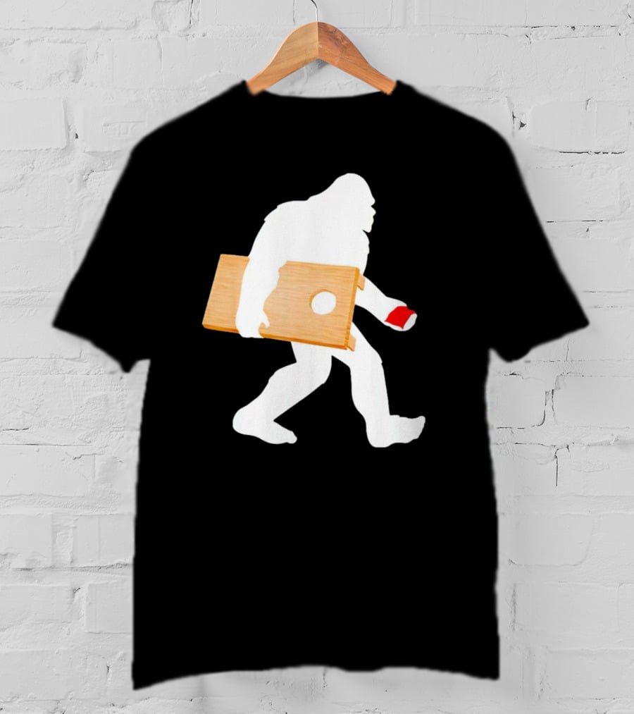 Bigfoot Cornhole Players Lawn Game Silhouette With Red Cup T-Shirt