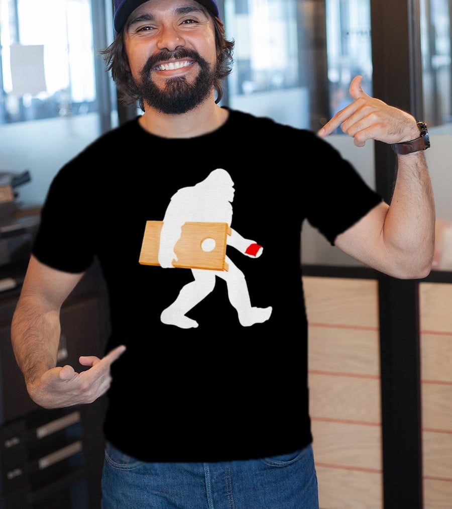 Bigfoot Cornhole Players Lawn Game Silhouette With Red Cup T-Shirt
