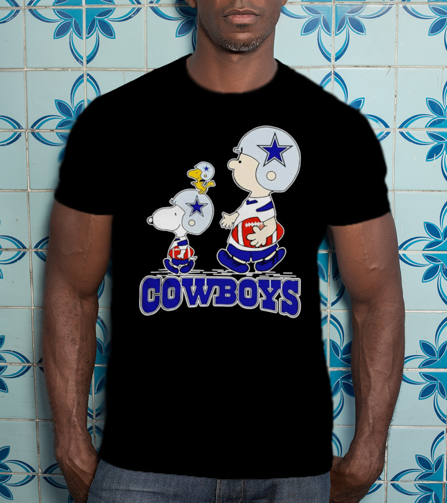 Cowboys Snoopy Charlie Brown Woodstock Football Helmets T-Shirt