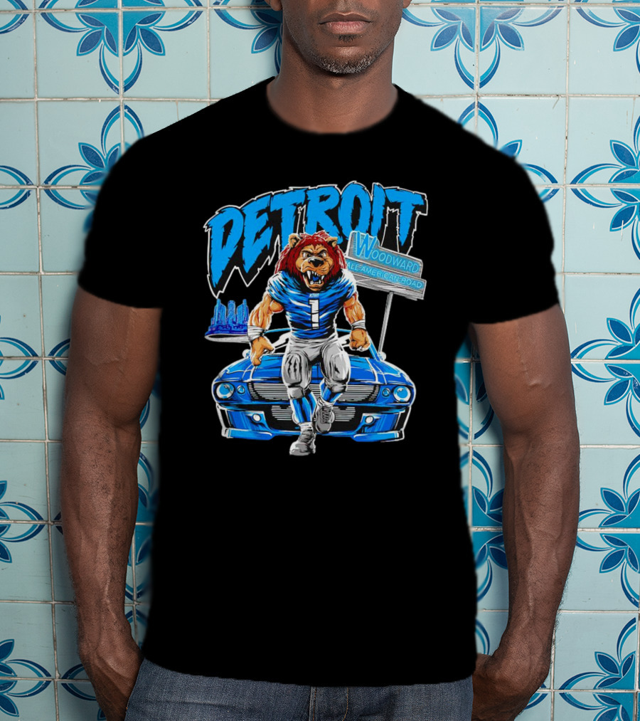 Detroit Lions Woodward All American Road Lion With Car And Cityscape T-Shirt