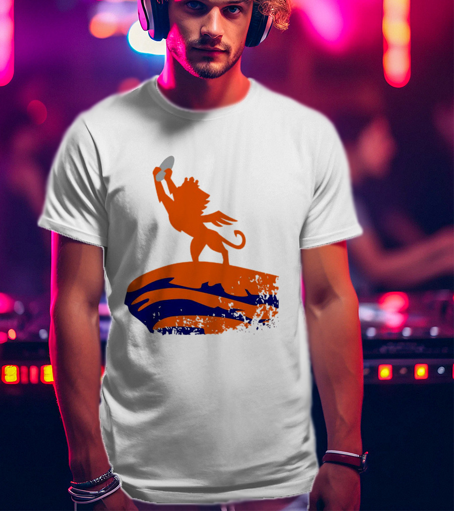 Fc Cincinnati King Of The Shield Orange Lion Crowned On Mound T-Shirt