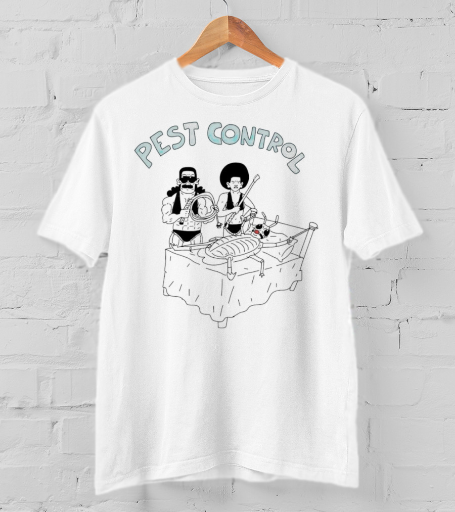 Pest Control Cartoon Insect Gangsters Magnifying Glass Table Scene T-Shirt