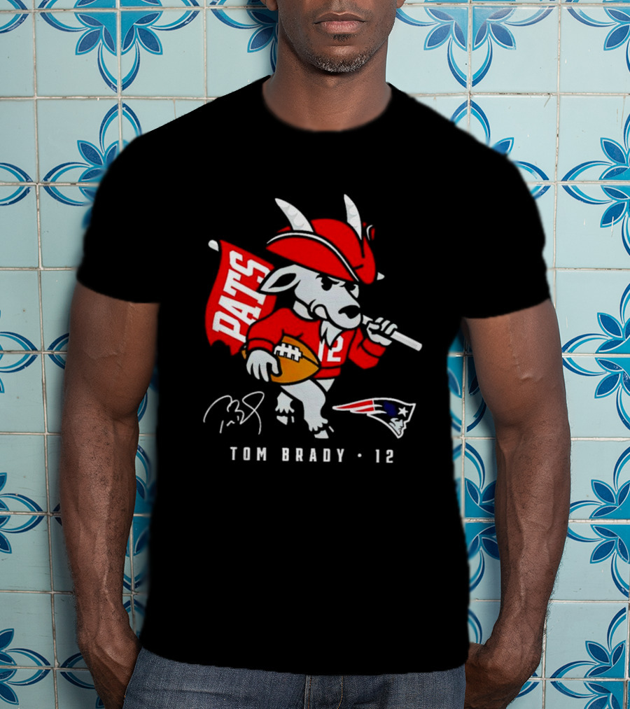 New England Patriots PATS Tom Brady 12 GOAT Logo Illustrative Character T-Shirt