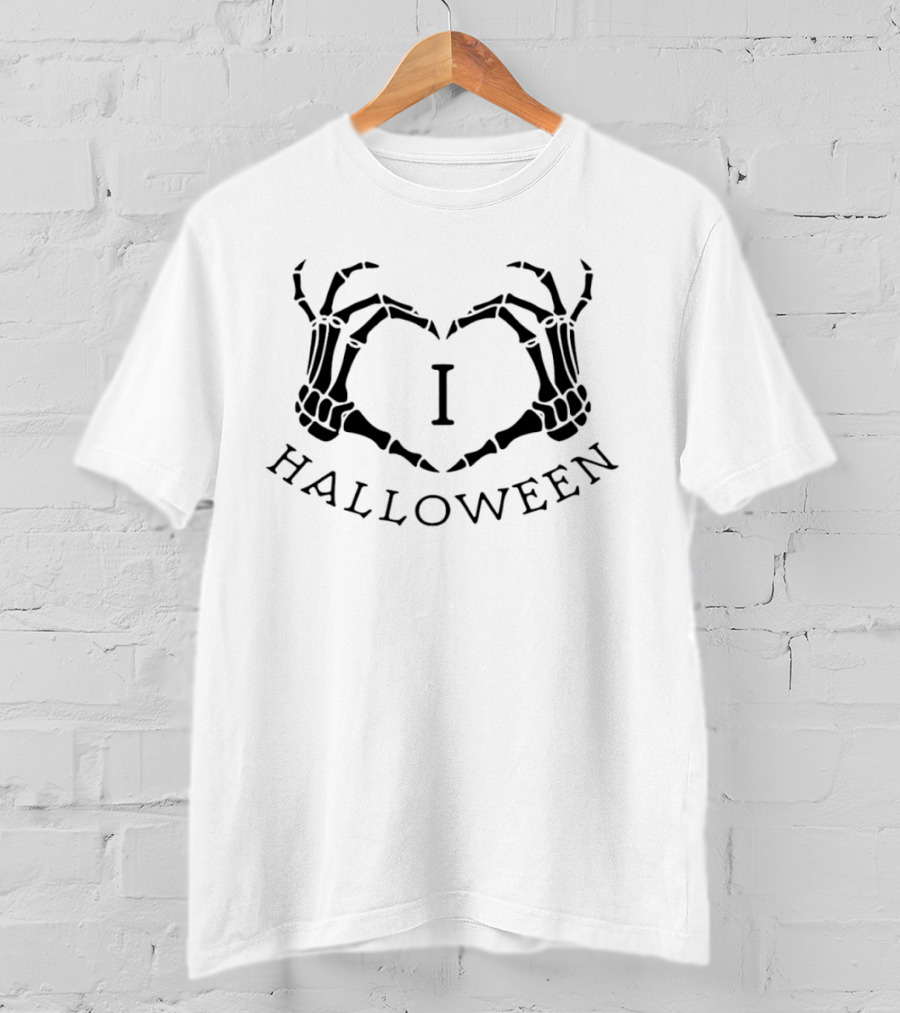 Skeleton Heart I Love Halloween T-Shirt