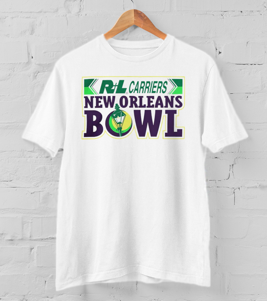 R+L Carriers New Orleans Bowl Purple Green Lantern T-Shirt