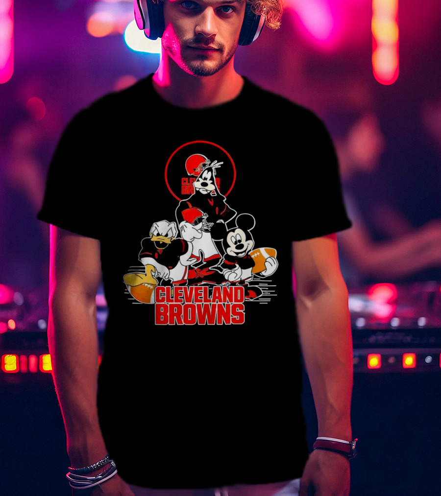 Cleveland Browns NFL Mickey Mouse Donald Duck Goofy Football Team T-Shirt
