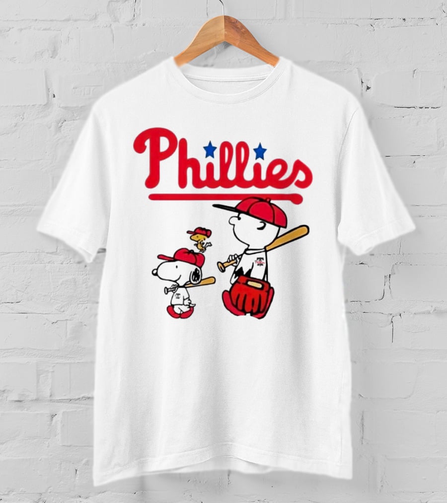 Phillies Snoopy Woodstock Charlie Brown Peanuts Baseball T-Shirt