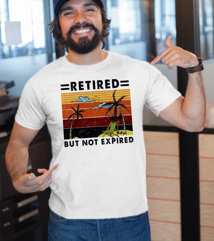Retired But Not Expired Beach Vintage Sunset Palm Trees Chair Retro T-Shirt