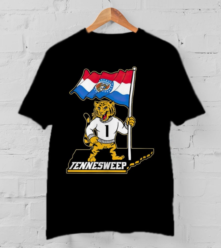 Missouri Tigers Mascot Holding Flag Tennesweep T-Shirt