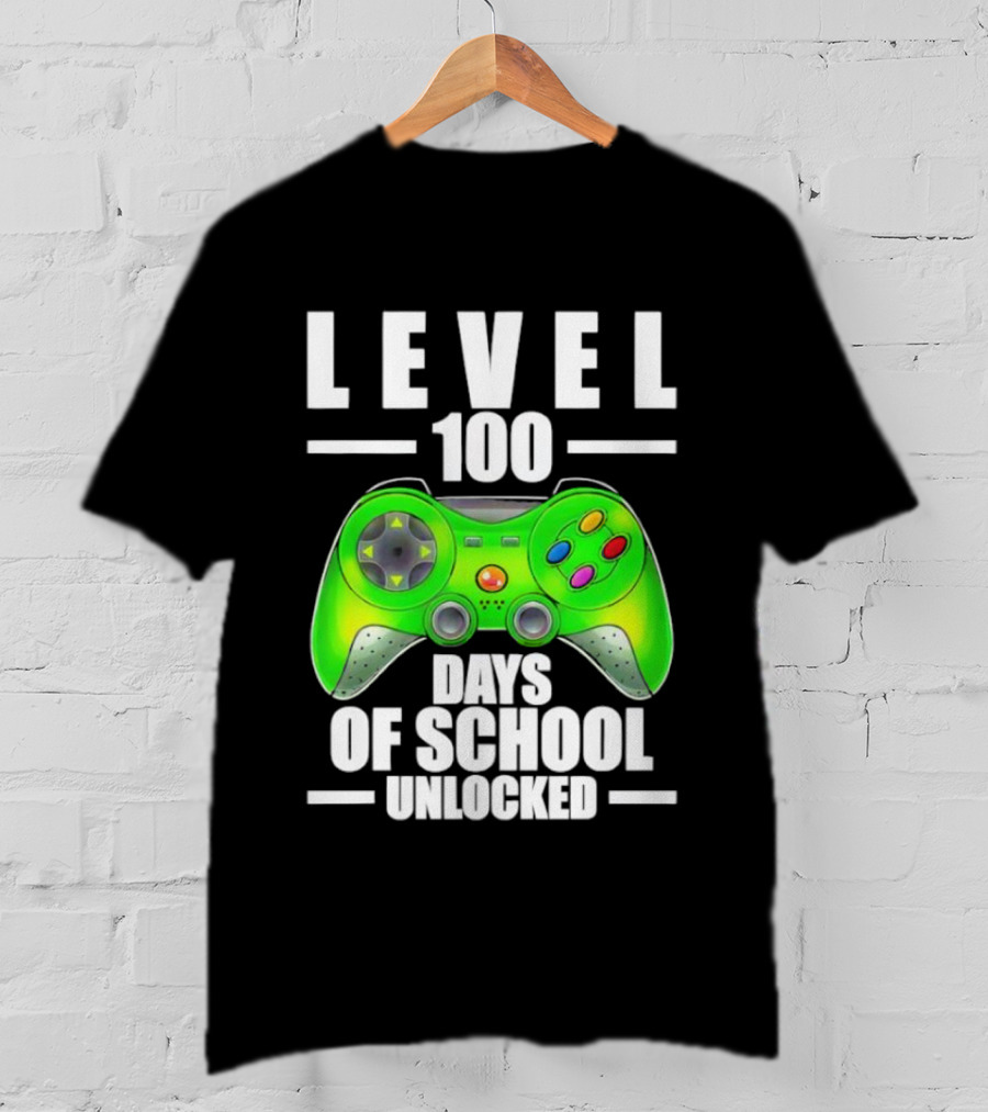 Level 100 Days Of School Unlocked Gaming Controller T-Shirt