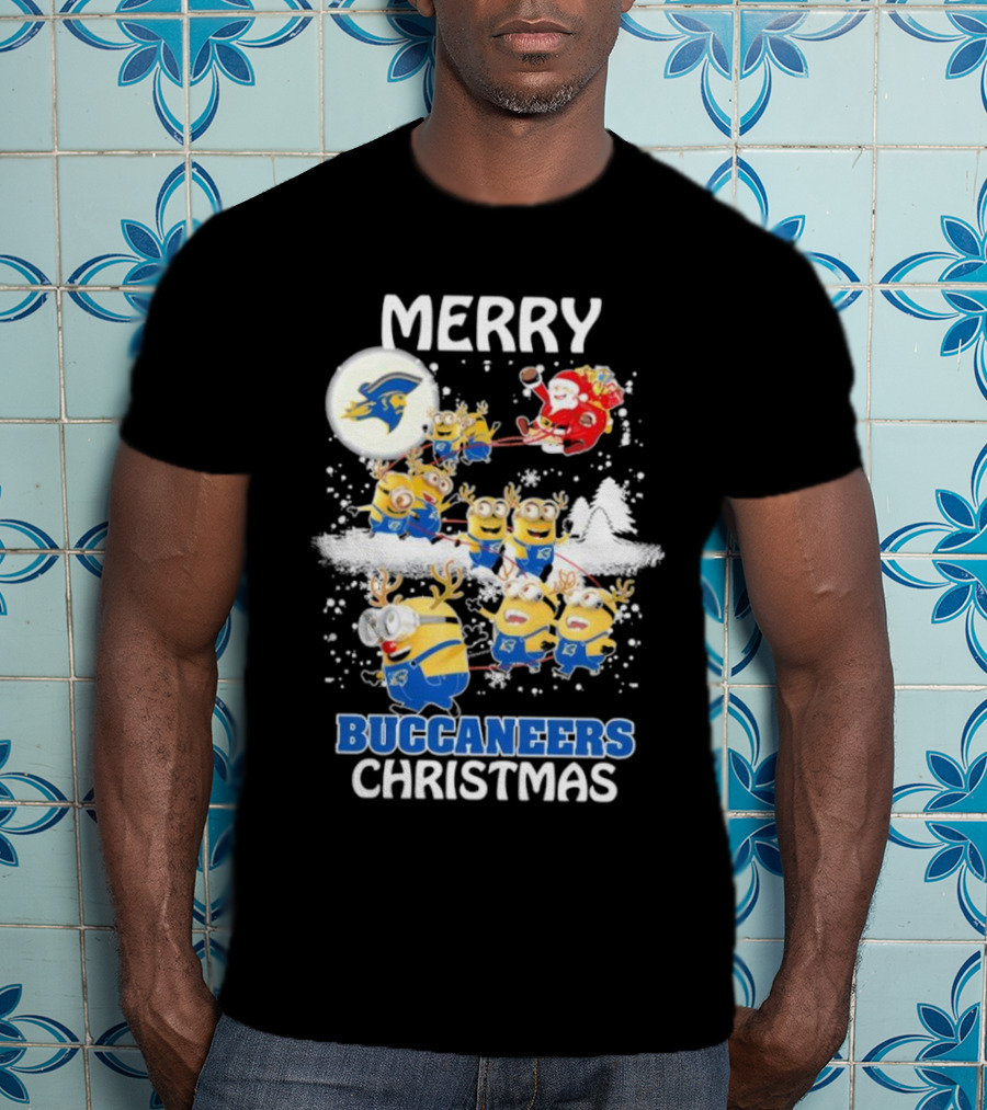 Merry Buccaneers Christmas Minions East Tennessee State Santa T-Shirt