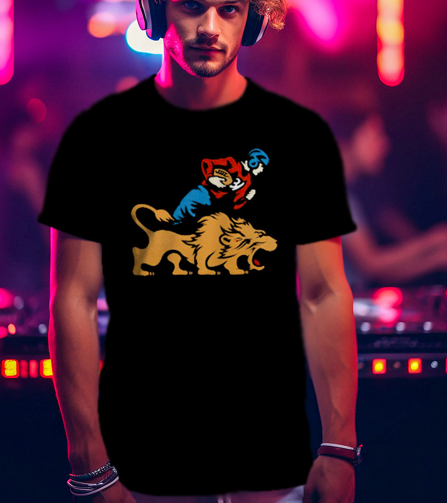 Detroit Lions Vintage Football Player And Lion Emblem This Story Is Just Beginning T-Shirt