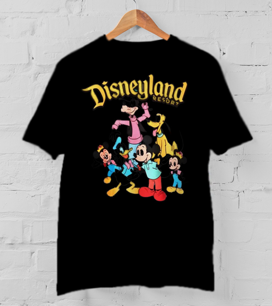 Disneyland Resort Mickey Mouse Goofy Donald Duck Pluto Characters T-Shirt