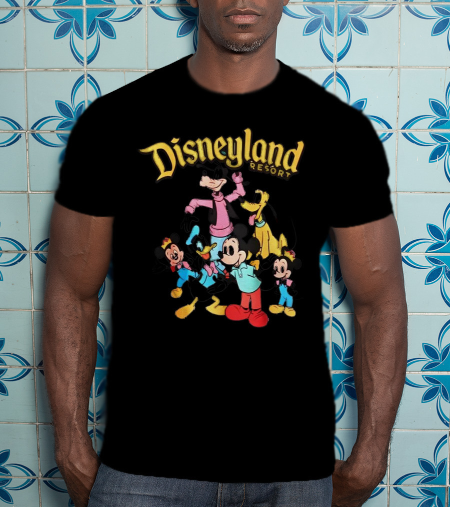 Disneyland Resort Mickey Mouse Goofy Donald Duck Pluto Characters T-Shirt
