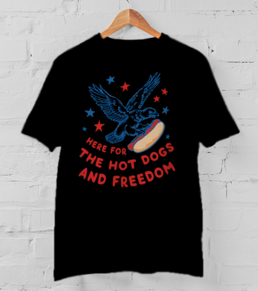 Here For The Hot Dogs And Freedom USA Eagle Stars T-Shirt