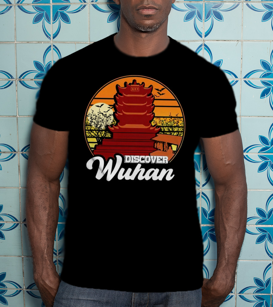 Discover Wuhan Pagoda Vintage Sunset Scene T-Shirt