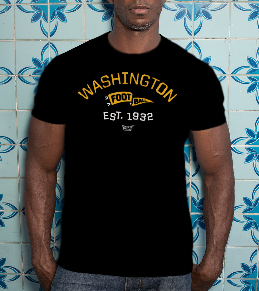 Washington Huskies Football Est 1932 Iconic College Sports Heritage T-Shirt