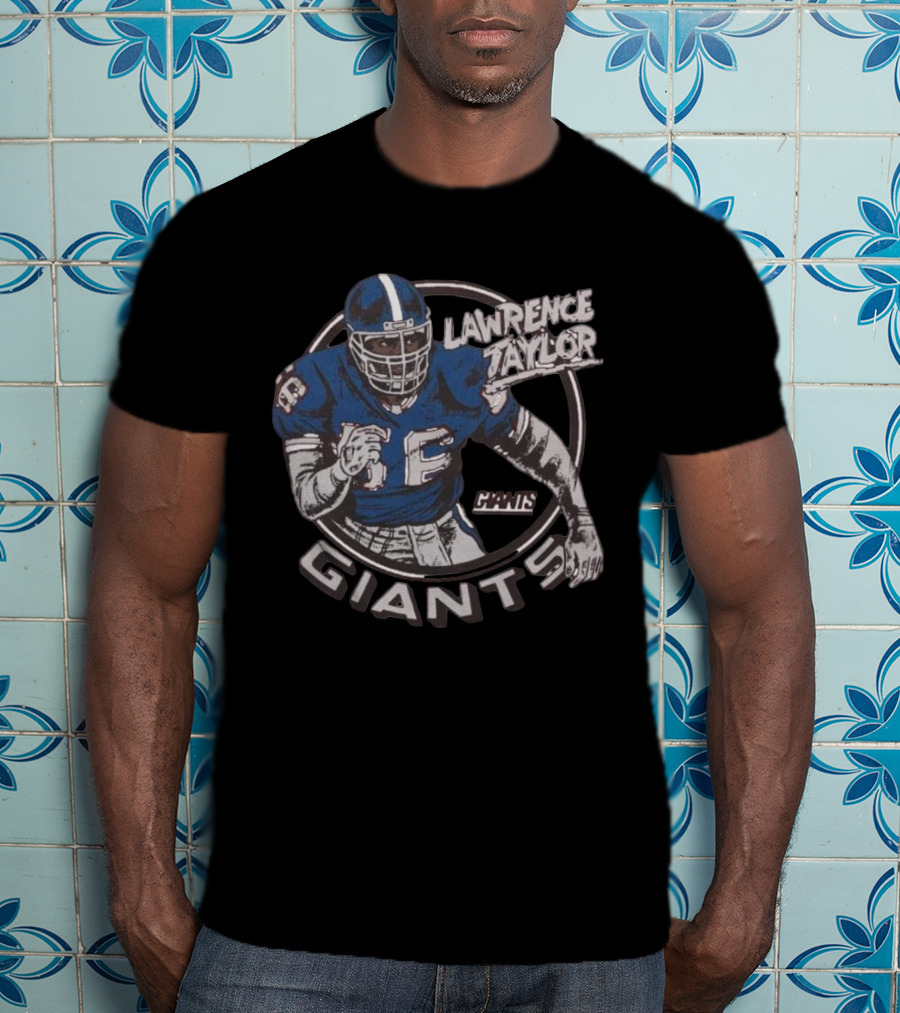 New York Giants Lawrence Taylor Giants Circle T-Shirt