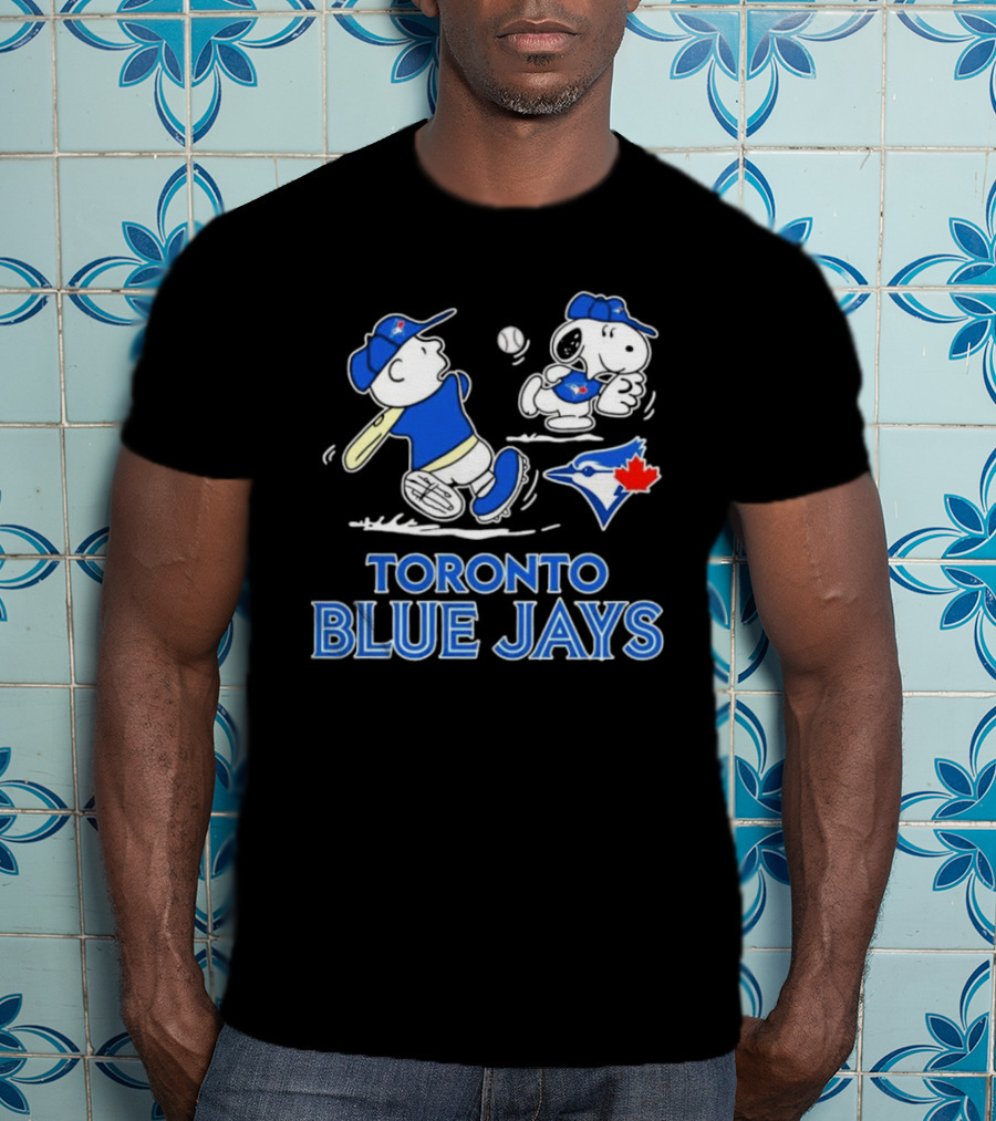 Toronto Blue Jays Charlie Brown Snoopy Baseball Peanuts MLB Collaboration T-Shirt