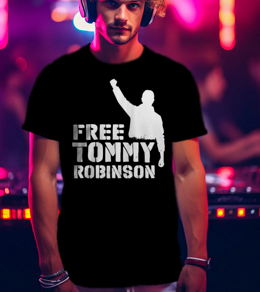 Free Tommy Robinson Silhouette Fist Raised Protest T-Shirt