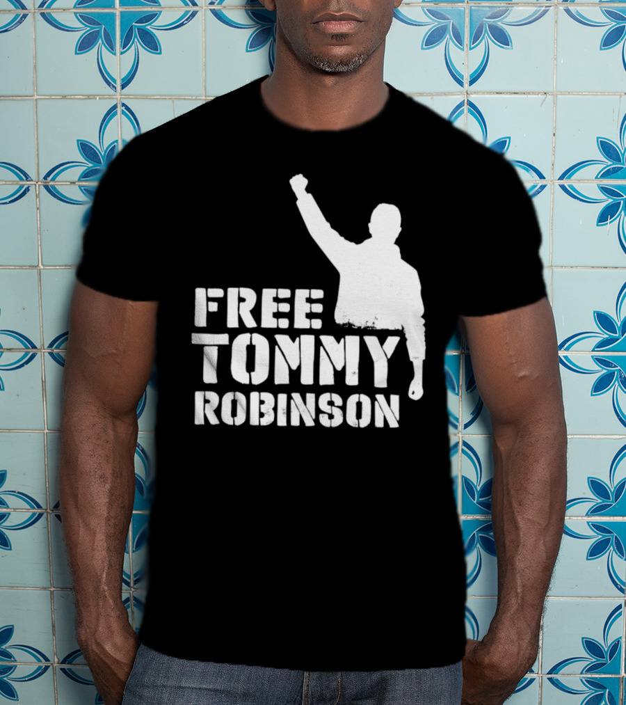 Free Tommy Robinson Silhouette Fist Raised Protest T-Shirt