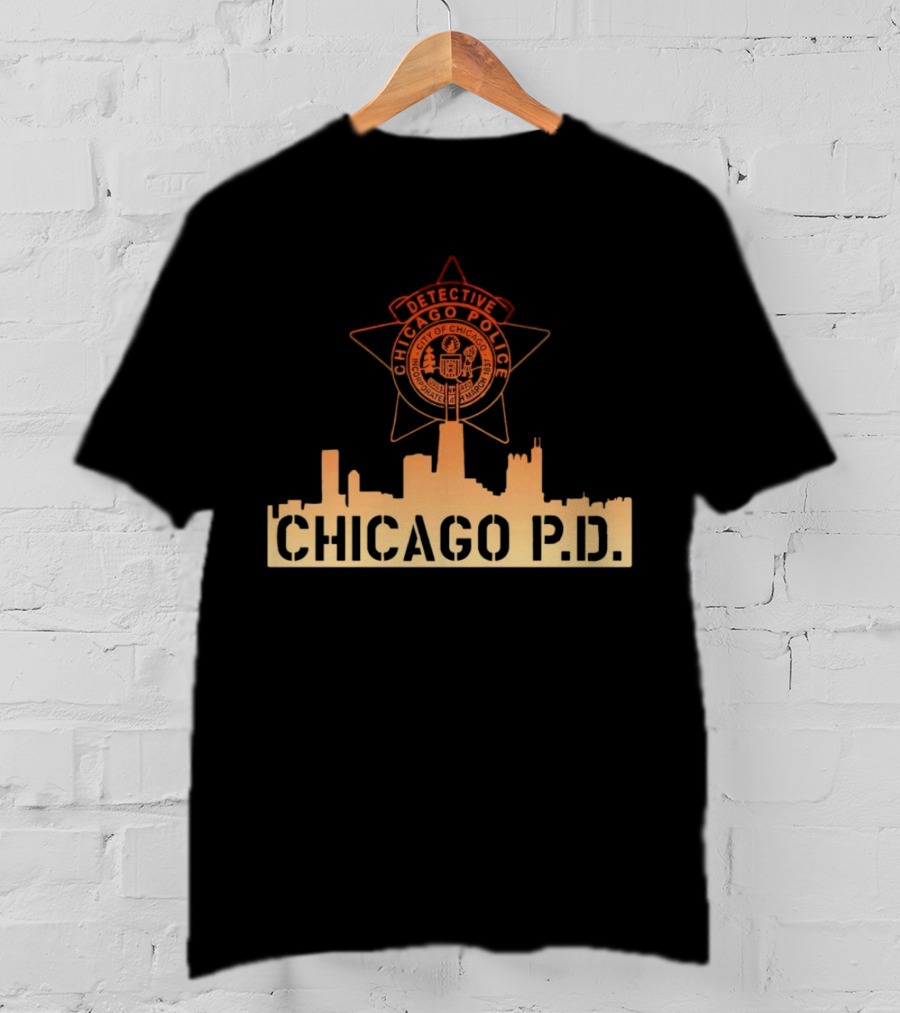 Chicago P.D. Detective Chicago Police Badge And City Skyline T-Shirt