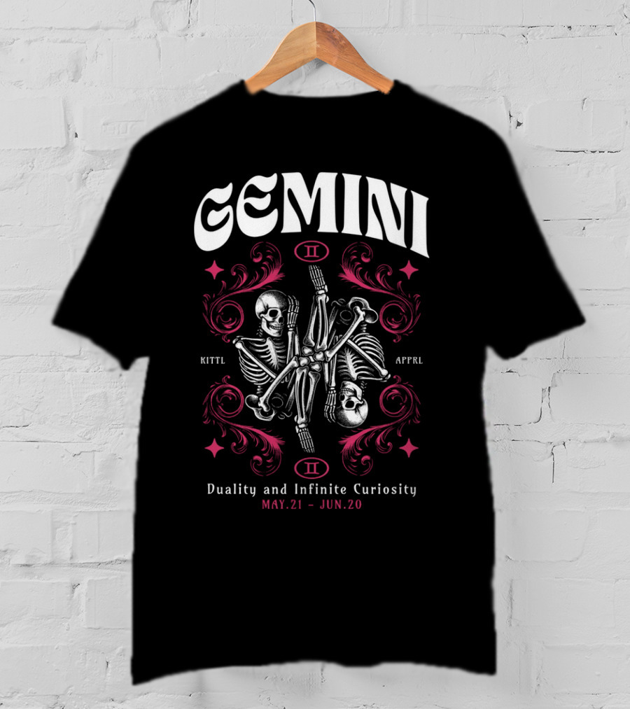 Gemini Zodiac Skeleton Duality Infinite Curiosity Vintage May 21 Jun 20 T-Shirt