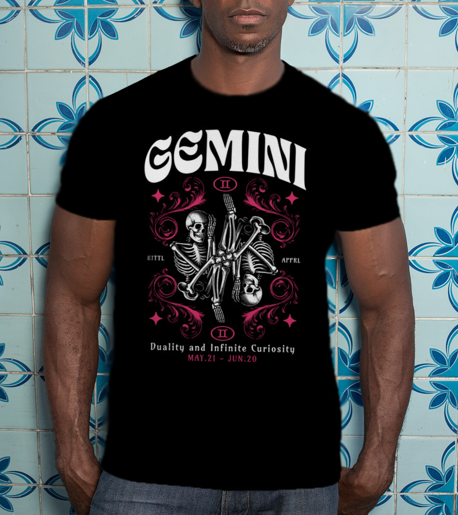 Gemini Zodiac Skeleton Duality Infinite Curiosity Vintage May 21 Jun 20 T-Shirt