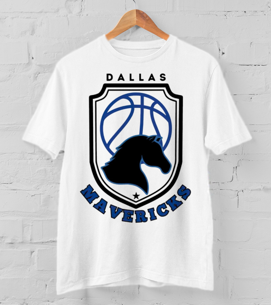 Dallas Mavericks Vintage NBA Basketball Logo Horse Emblem T-Shirt