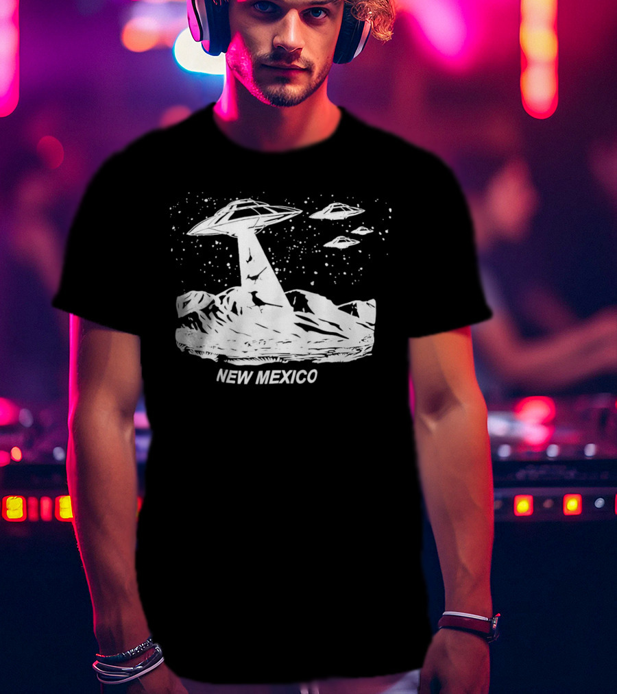 New Mexico UFOs And Aliens In Starry Sky Scene T-Shirt