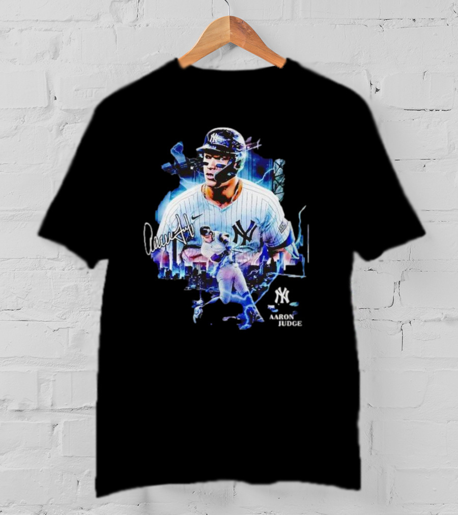 Aaron Judge New York Yankees Signature Vintage Skyline Baseball T-Shirt