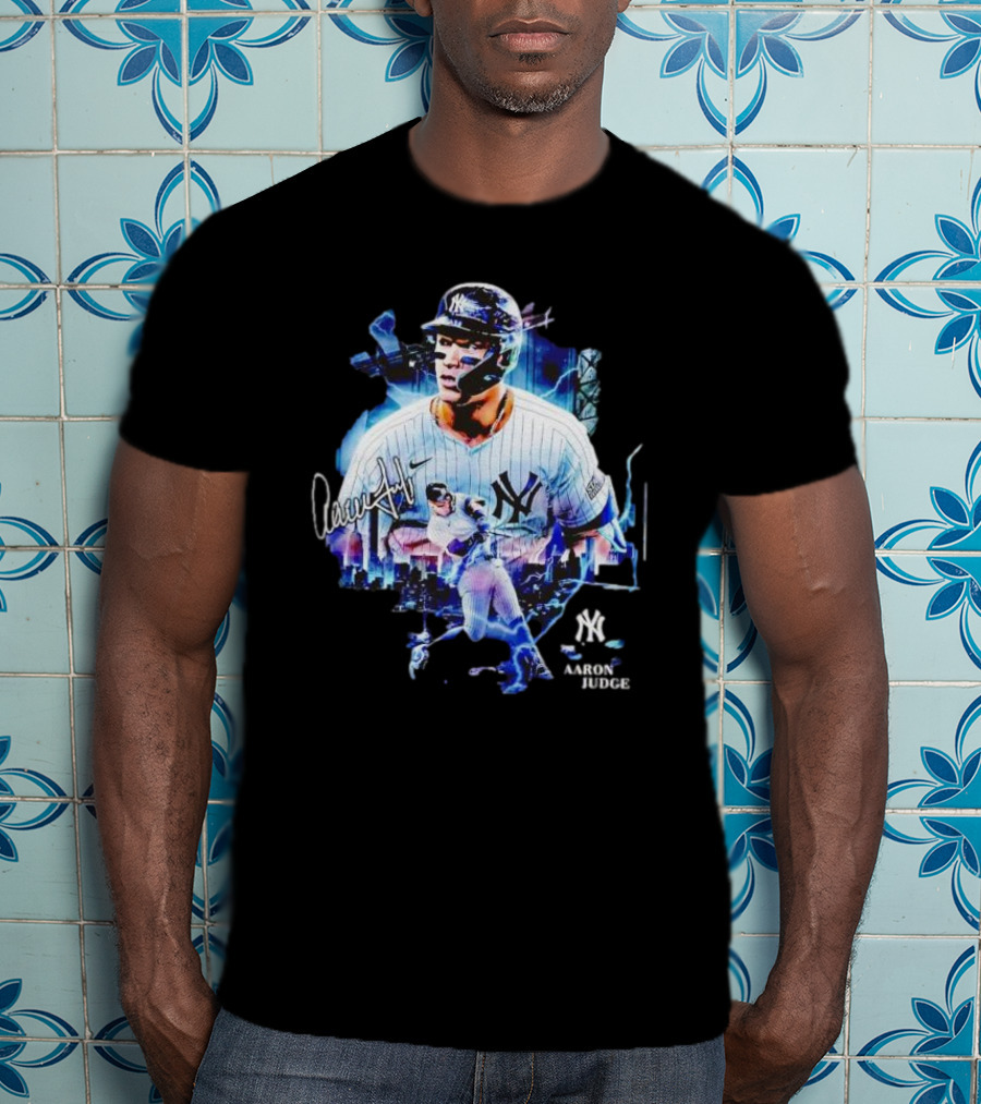 Aaron Judge New York Yankees Signature Vintage Skyline Baseball T-Shirt