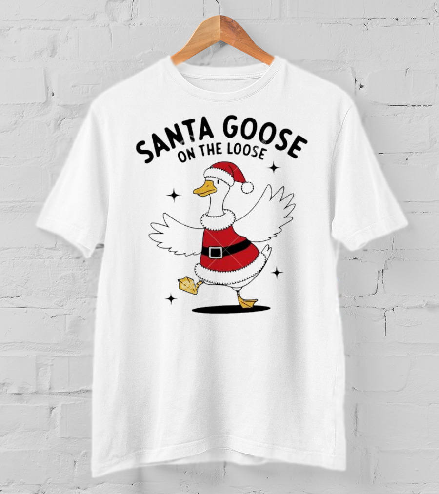 Santa Goose On The Loose Christmas Festive Holiday Fun T-Shirt