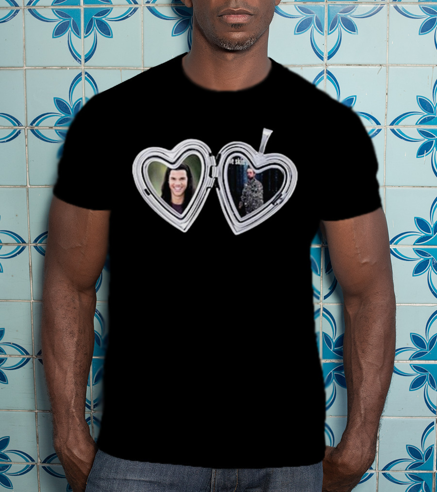 Taylor Lautner Cullen Heart Locket Twilight Charm T-Shirt