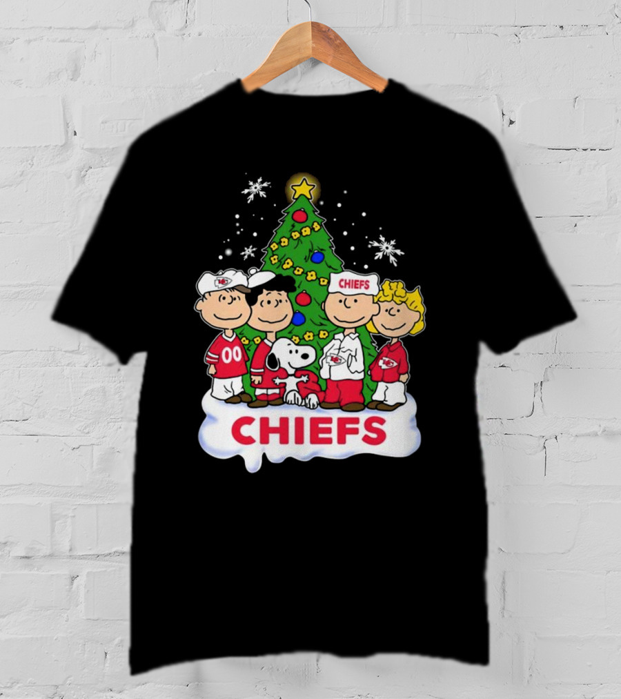 Kansas City Chiefs Snoopy Peanuts Christmas Chiefs Holiday T-Shirt