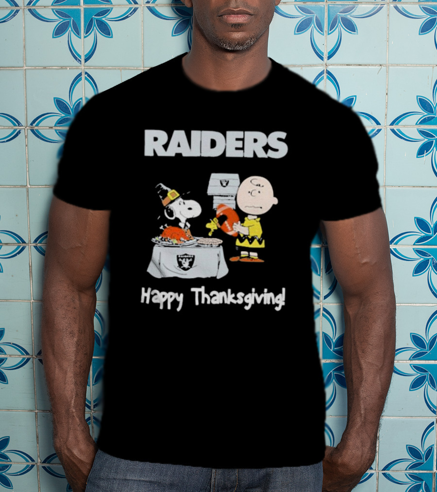 Raiders Charlie Brown Snoopy Happy Thanksgiving T-Shirt