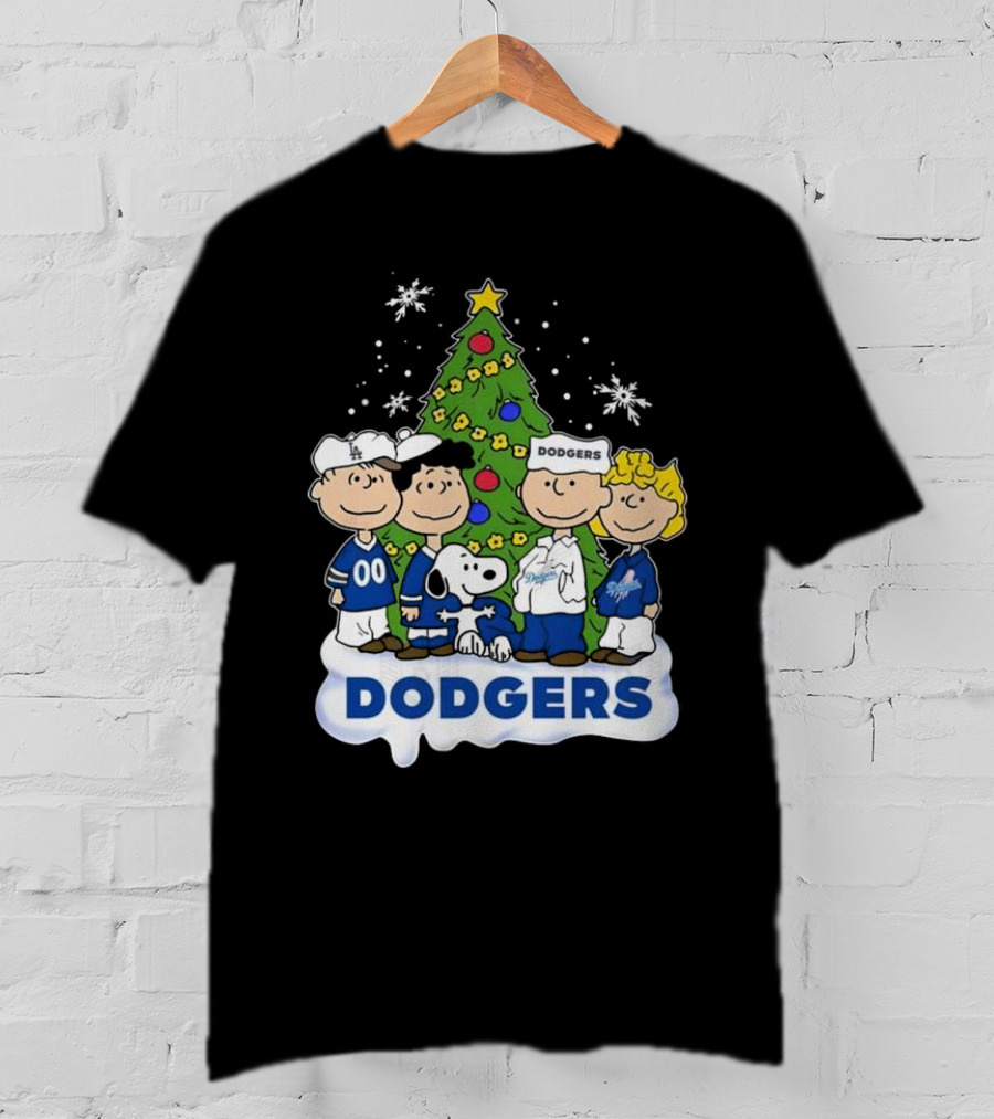 Los Angeles Dodgers Merry Christmas With Snoopy And Peanuts Characters T-Shirt