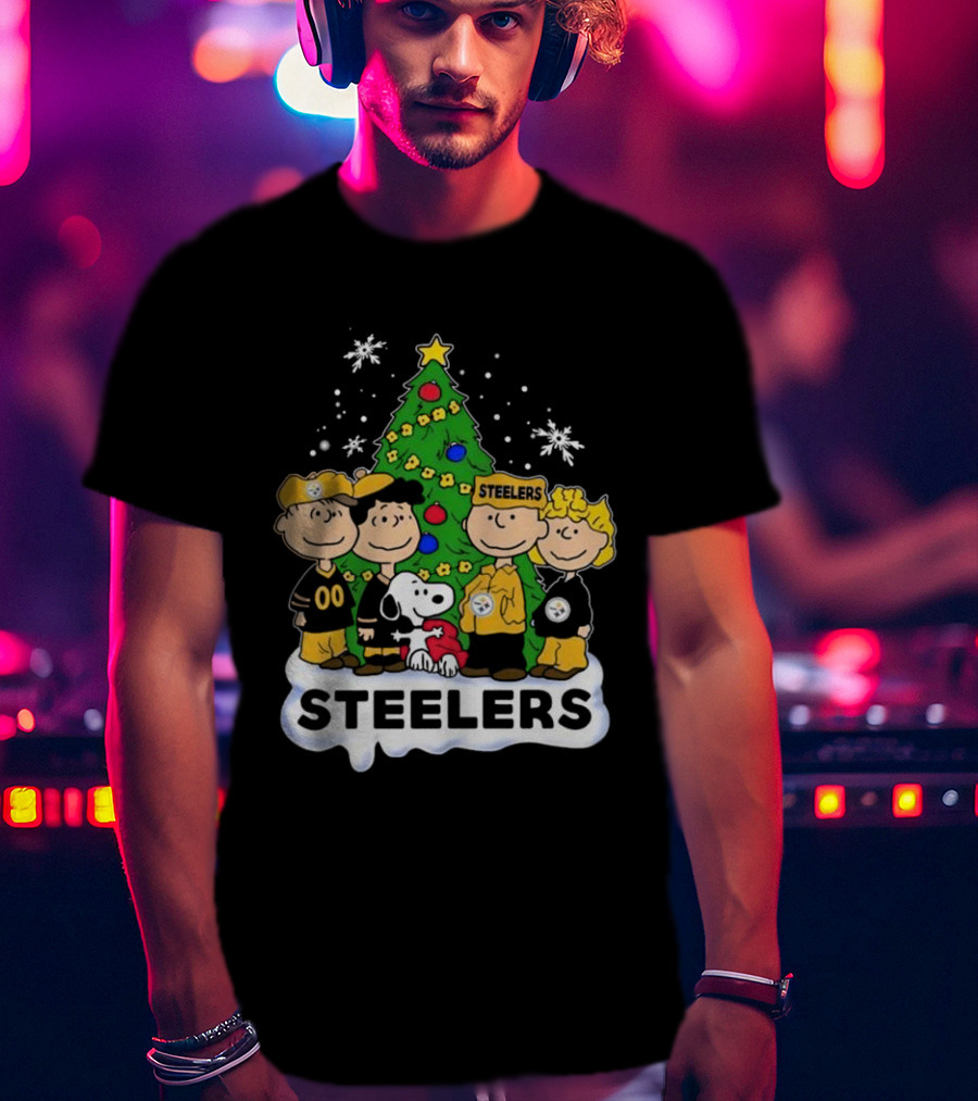 Snoopy And Friends Steelers Christmas T-Shirt