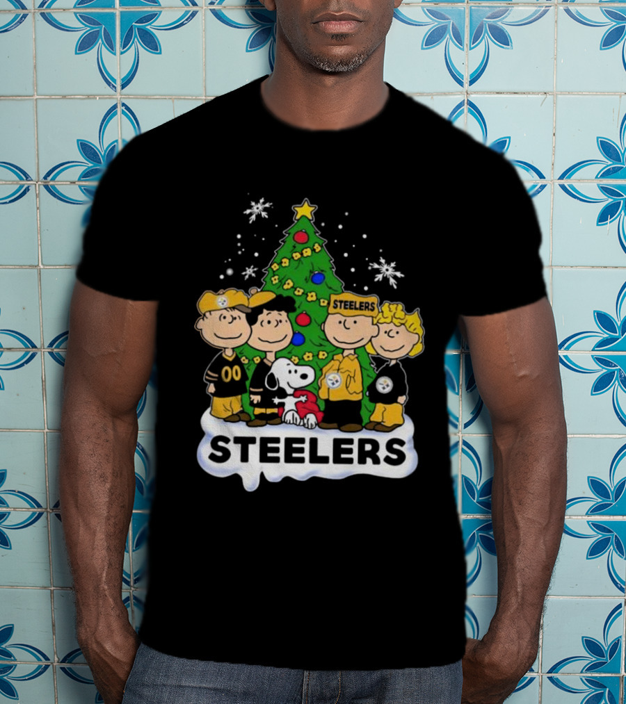 Snoopy And Friends Steelers Christmas T-Shirt
