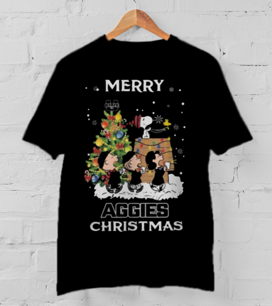 Merry Christmas Utah State Aggies Snoopy And Friends T-Shirt