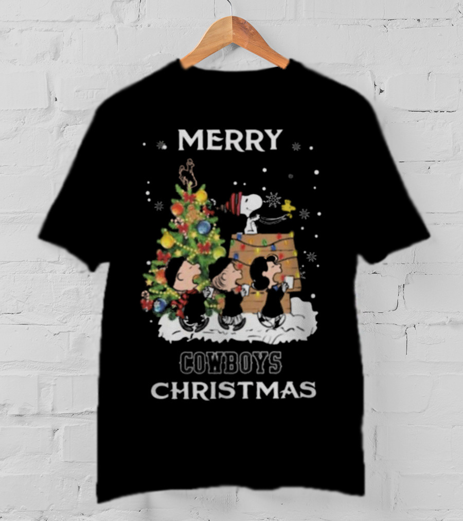 Merry Cowboys Christmas With Snoopy And Friends Christmas Tree T-Shirt
