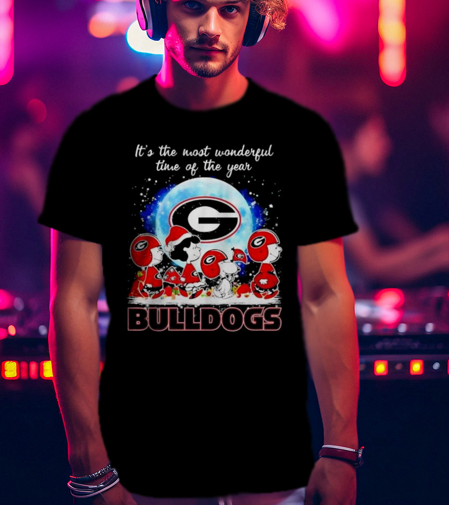 Peanuts Georgia Bulldogs Most Wonderful Time Christmas T-Shirt
